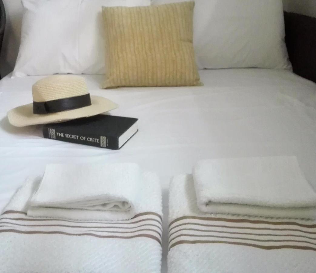 New Sea Escape Boutique Apt-Agii Aposto Li Beach خانيا المظهر الخارجي الصورة