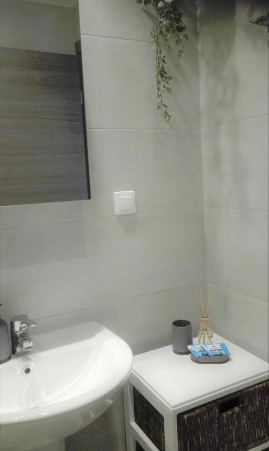 New Sea Escape Boutique Apt-Agii Aposto Li Beach خانيا المظهر الخارجي الصورة